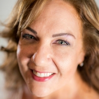 02 Lori Gibbs headshot